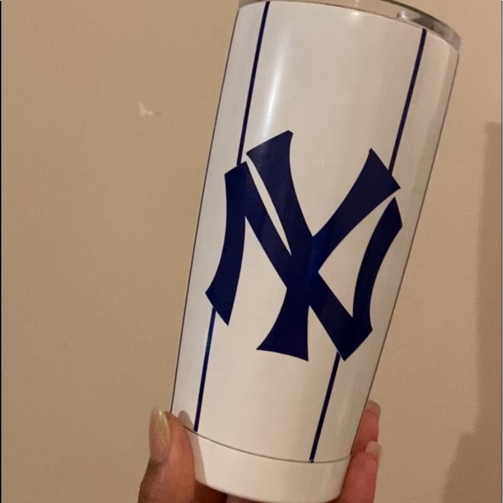 Hot coffee cups , personalized.